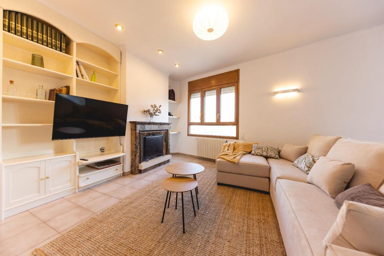 Bravissimo El Lleo, Bright 4-Bedroom Apartment ジローナ エクステリア 写真