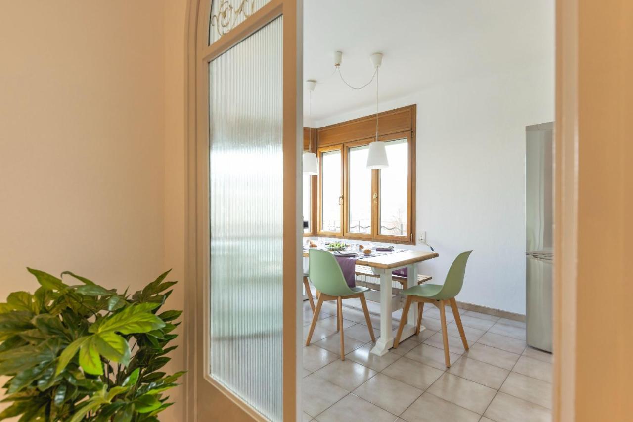 Bravissimo El Lleo, Bright 4-Bedroom Apartment ジローナ エクステリア 写真