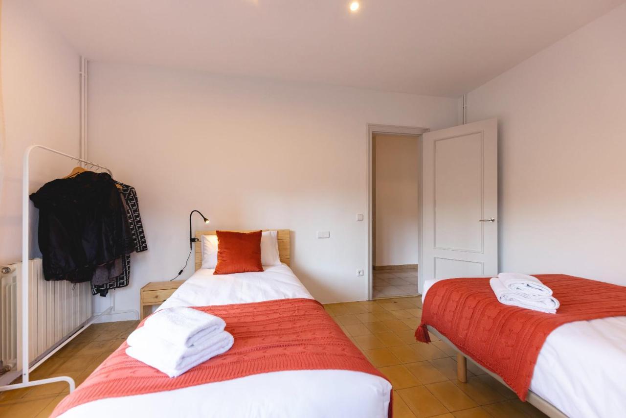 Bravissimo El Lleo, Bright 4-Bedroom Apartment ジローナ エクステリア 写真