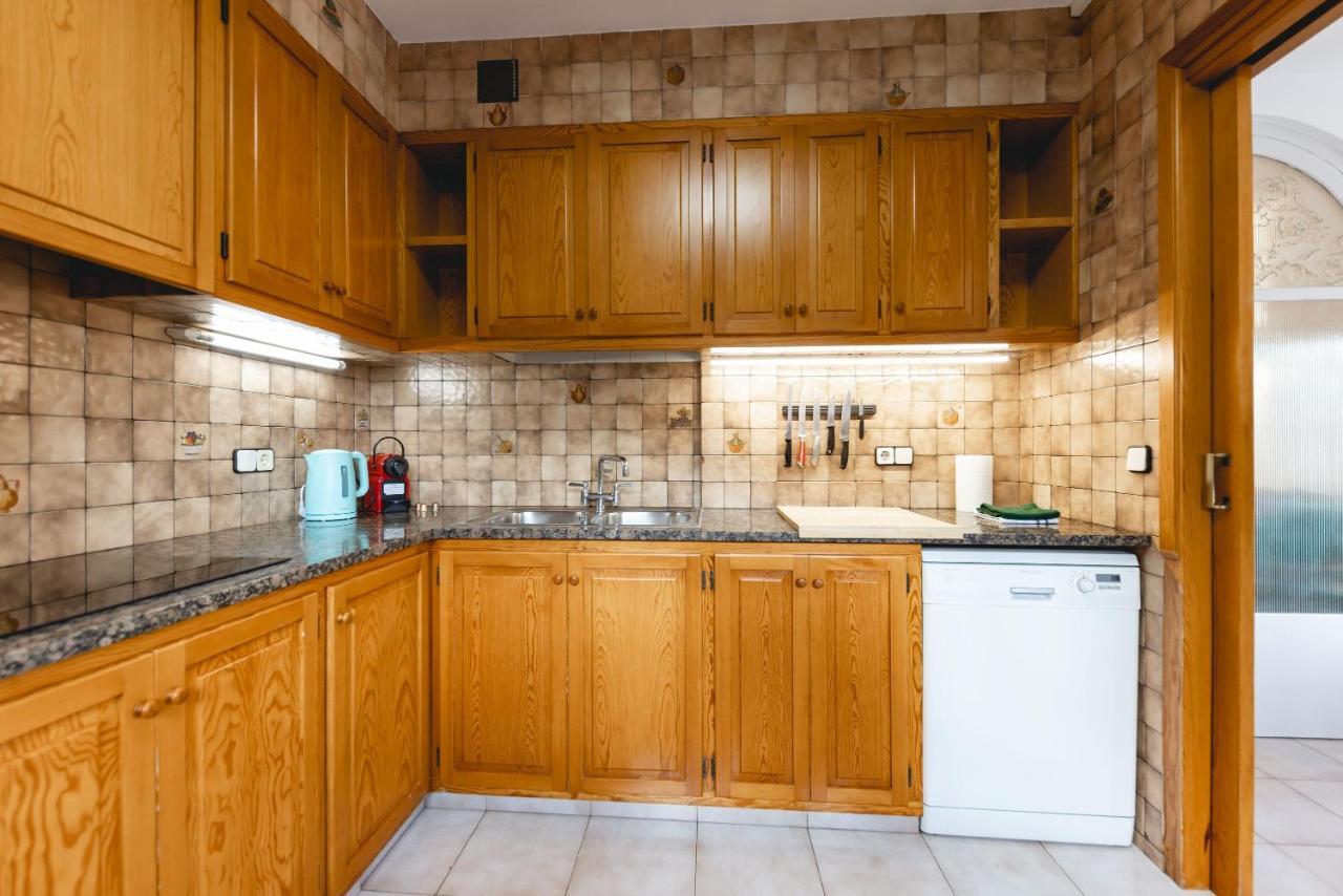 Bravissimo El Lleo, Bright 4-Bedroom Apartment ジローナ エクステリア 写真