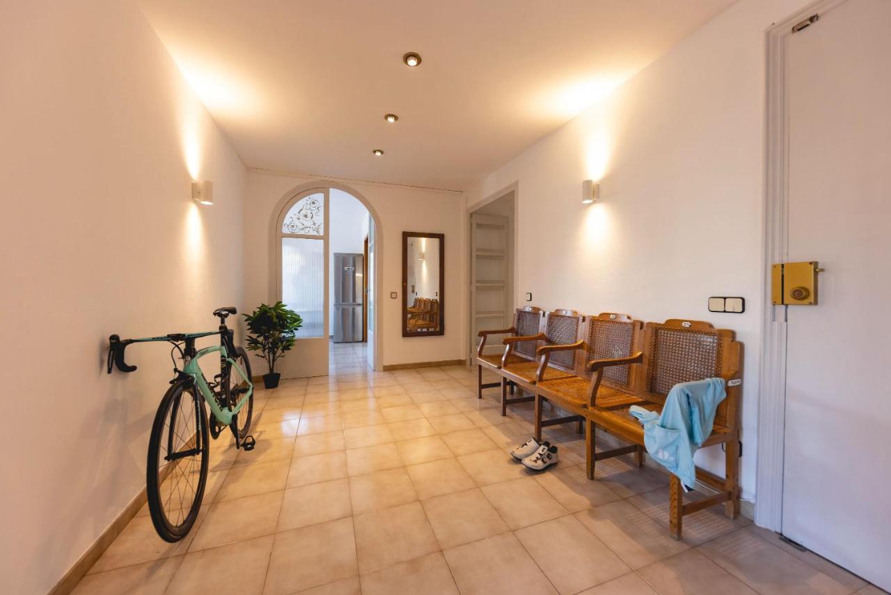 Bravissimo El Lleo, Bright 4-Bedroom Apartment ジローナ エクステリア 写真