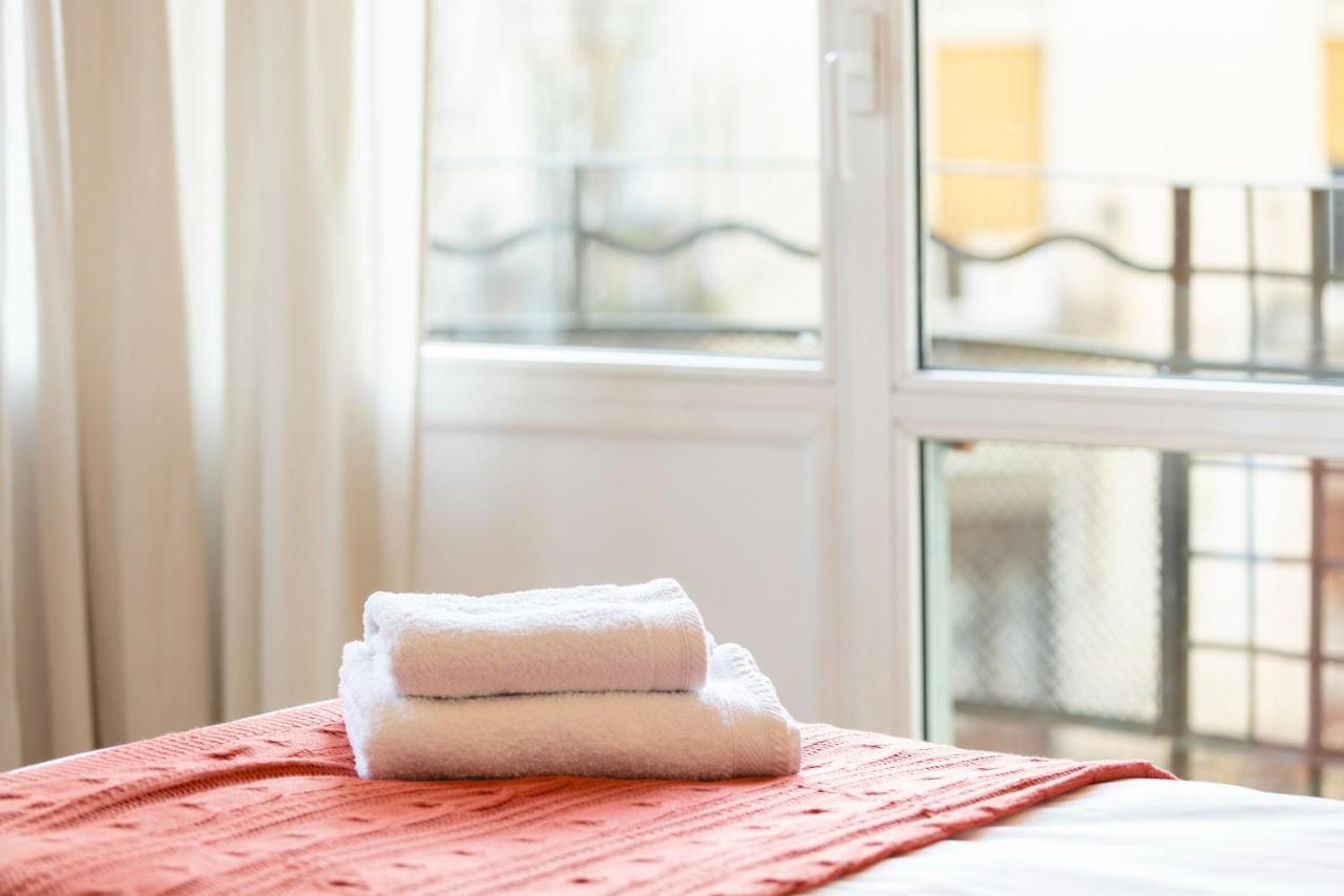 Bravissimo El Lleo, Bright 4-Bedroom Apartment ジローナ エクステリア 写真